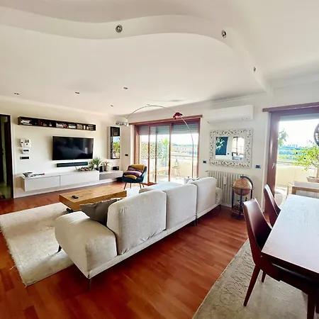 公寓 Rp House Luxury Eur *